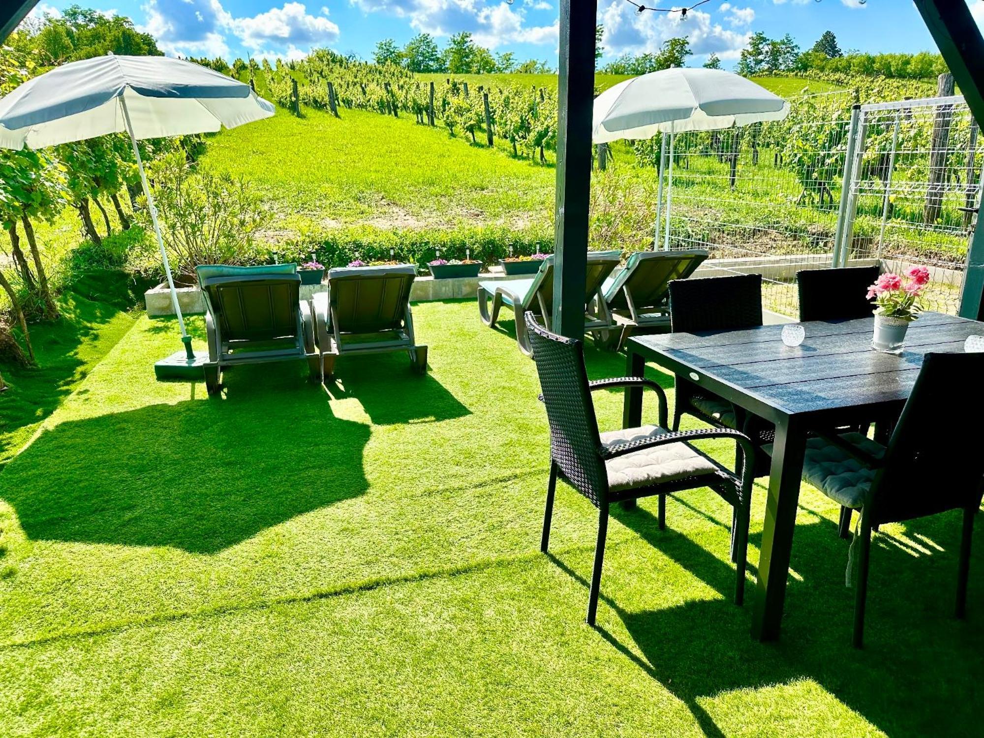 Szent Orban Panzio - Kutyabarat Apartmanok Zalakaros Bagian luar foto